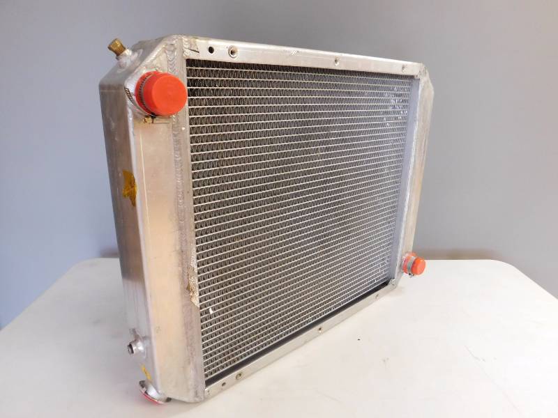 lot 14 image: Radiator