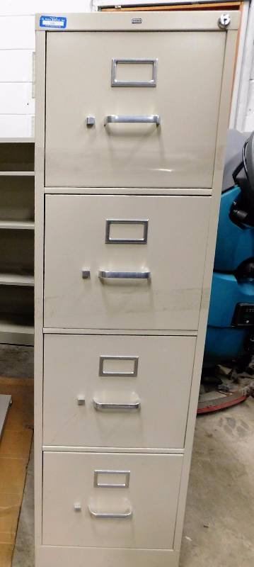 lot 26 image: Hon Metal File Cabinet