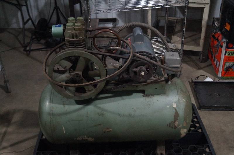 220V Air Compressor