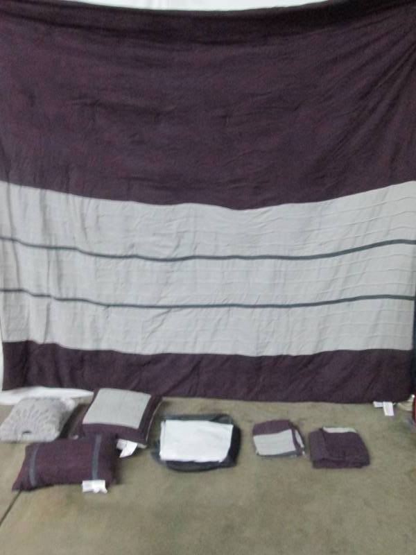 lot 49 image: Madison Park 7-pc. Dakota Comforter Set - Cali. King