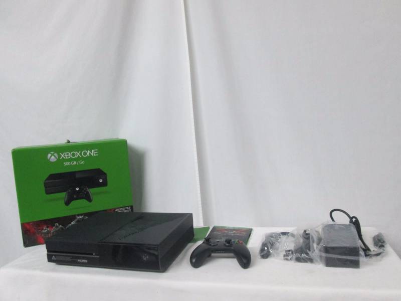 lot 3 image: XBOX One 500GB Console & Gears of War