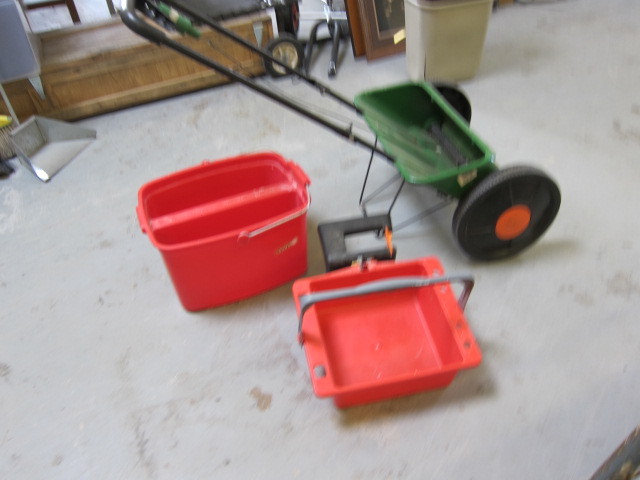 lot 51 image: Scotts Brand Seed Spreader