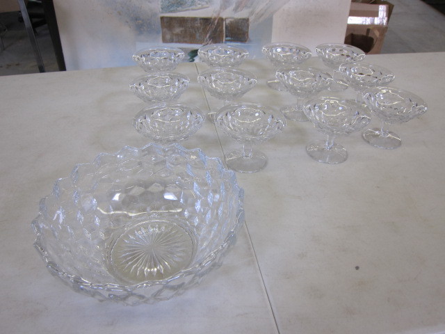 lot 56 image: Fostoria Serving Bowl and Dessert Cups