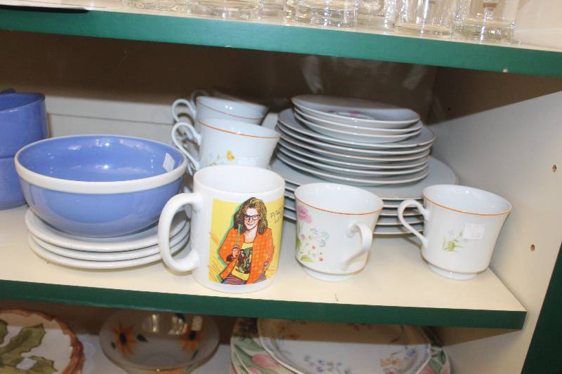 lot 7 image: Shelf Lot of China, Dishware