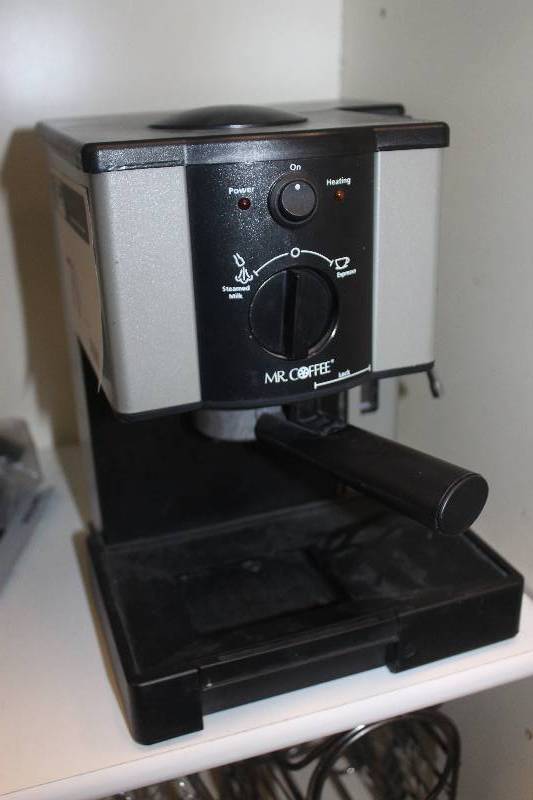 lot 70 image: Mr. Coffee Expresso Machine