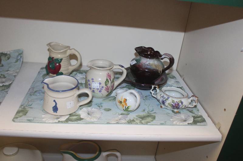 lot 66 image: Shelf Lot of China