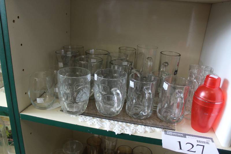 lot 127 image: Shelf Lot of Glassware