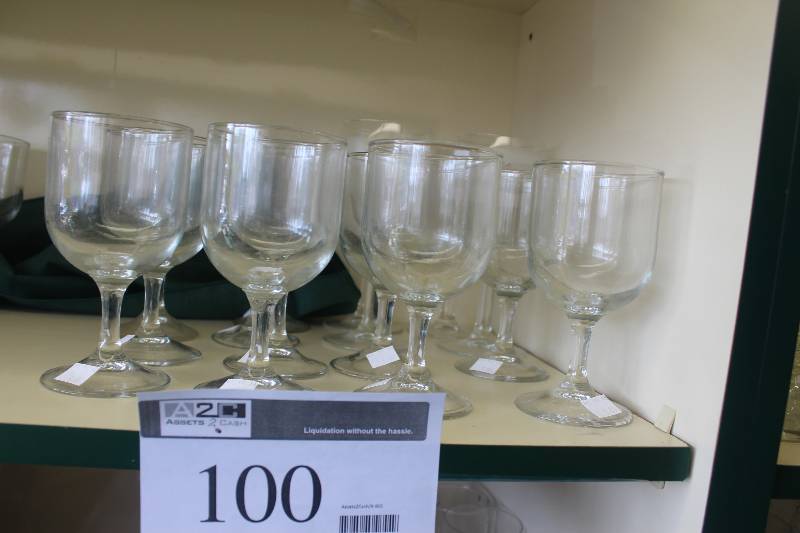 lot 100 image: Shelf Lot of Glassware