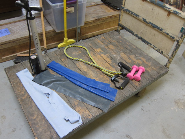 lot 24 image: Fitness Accessories