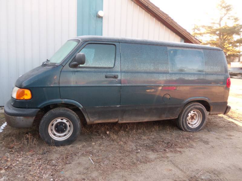 1998 Dodge Ram Cargo Van