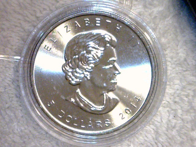 lot 31 image: 2014 P BU Canada 5 Dollar Silver Coin