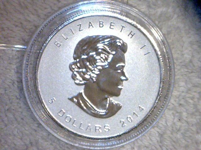 lot 37 image: 2014 Frosted Canada 5 Dollar Silver Coin