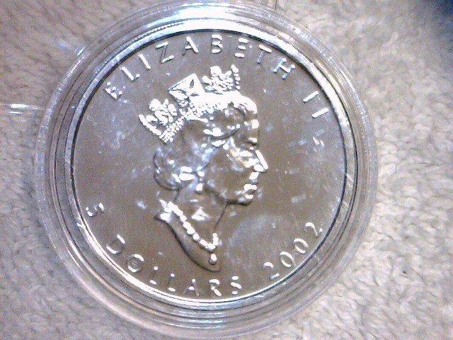 lot 39 image: 2002 Canada 5 Dollar Silver Coin