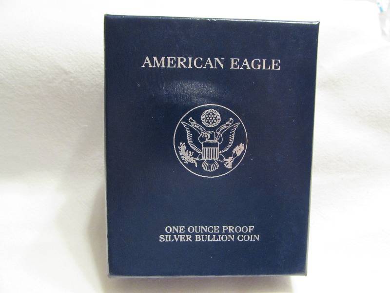 lot 76 image: 2004 American Eagle Silver Proof Coin, in box, one ounce silver