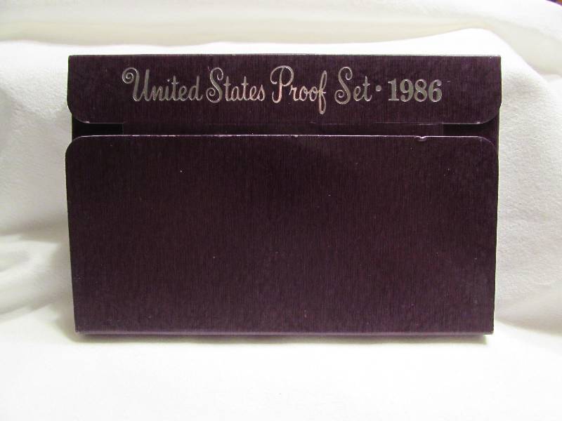 lot 69 image: US Proof Coin Set