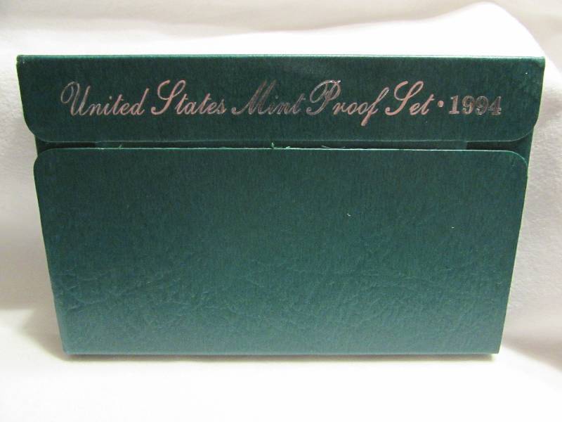 lot 61 image: US Proof Coin Set