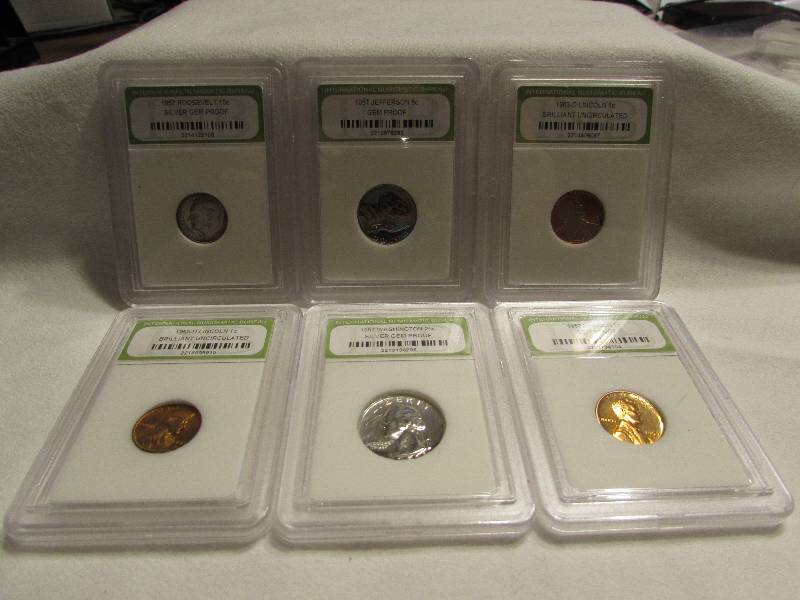 lot 51 image: Mixed Lot