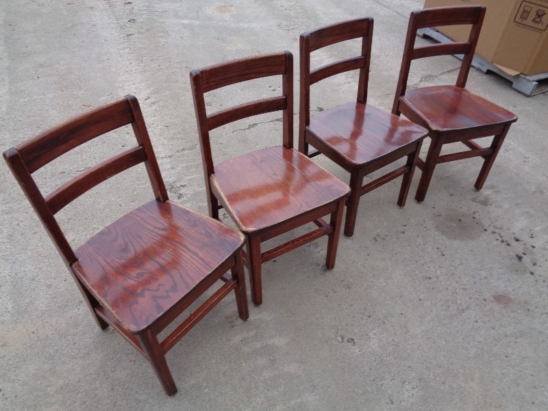 lot 26 image: 4 Wood School  Daycare Chairs
