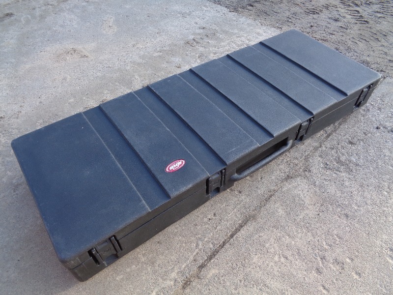 lot 55 image: SKB Hard Side Music Equipment Case