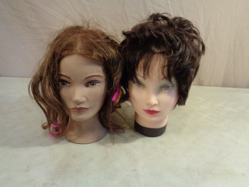 lot 82 image: 2 Manequin Heads