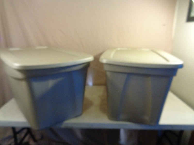 lot 103 image: 2 Large Totes with Lids