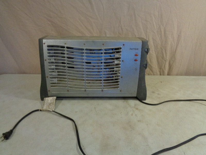 lot 115 image: Patton Heater