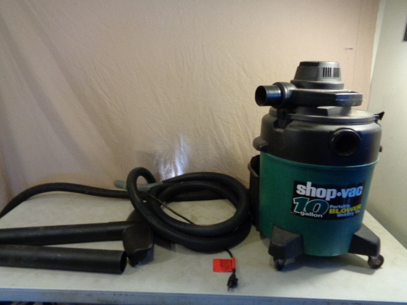 lot 116 image: Shop Vac 10 Gallon Wet  Dry Vac