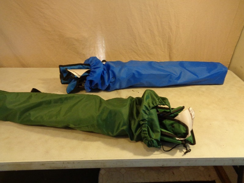 lot 145 image: 2 Bag Chairs