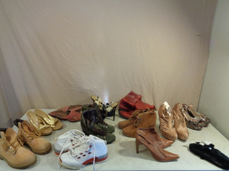 lot 150 image: Assorted Shoes