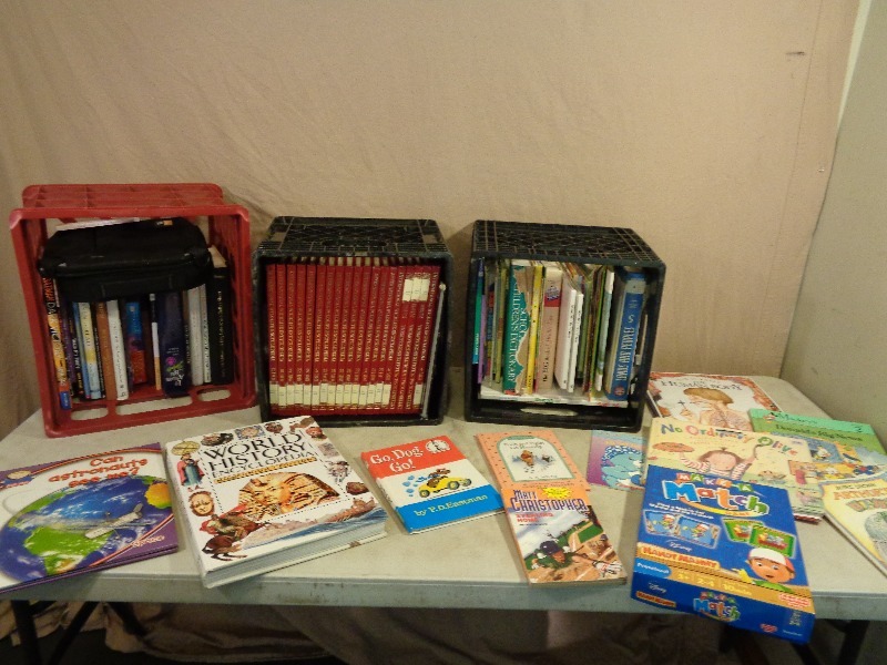 lot 182 image: Large Lot of Books