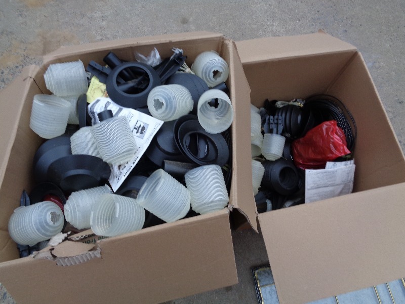 lot 191 image: Large Lot of Yard Lights