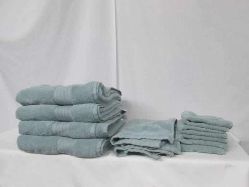 lot 63 image: Alcove Fast Dry 10-pc. Towel Set