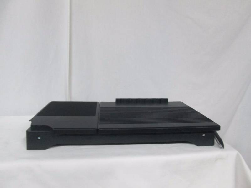 lot 81 image: MyPlace Laptop Workstation