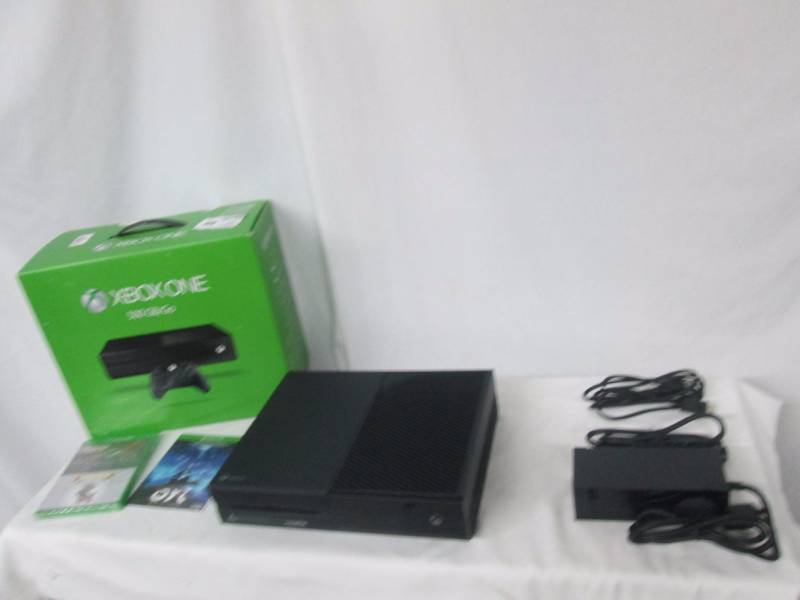 lot 5 image: XBOX One 1TB Console w Gears of War