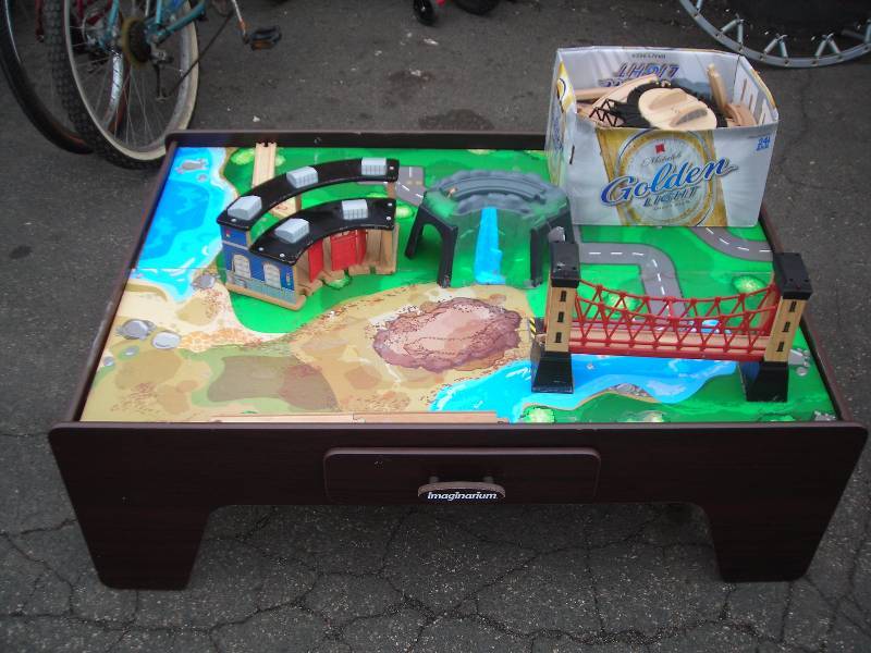 lot 11 image: Imaginarium Train Table With Wood Train & Tracks
