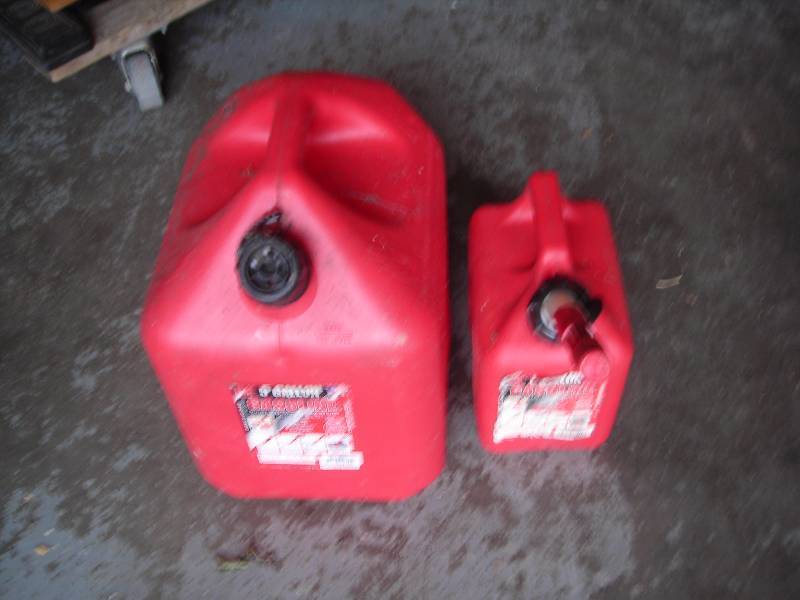 lot 55 image: 2-Gas Cans