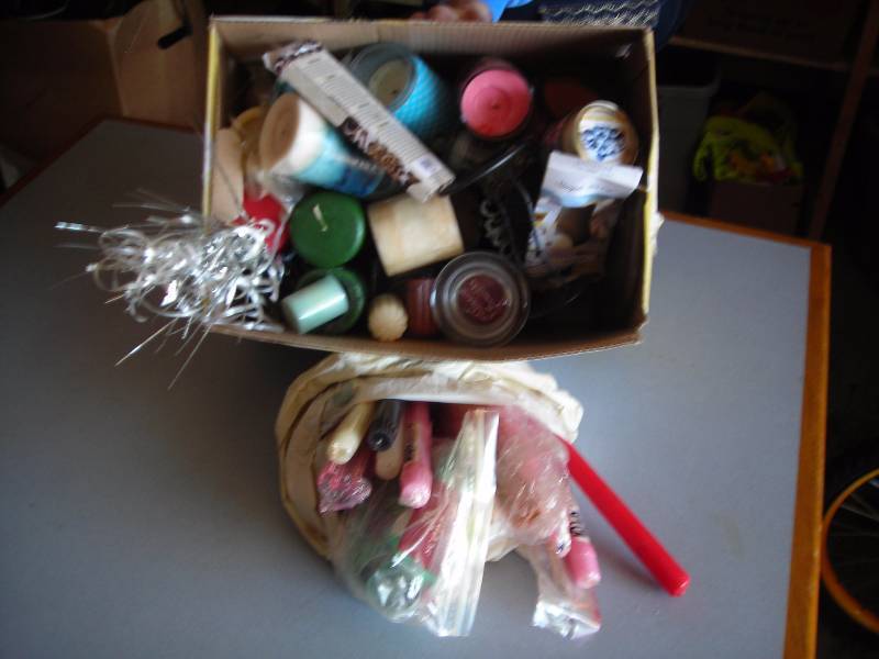 lot 87 image: Large Lot Of Candles & Holders (Tapers, Tea Lights, Votives, Jars)