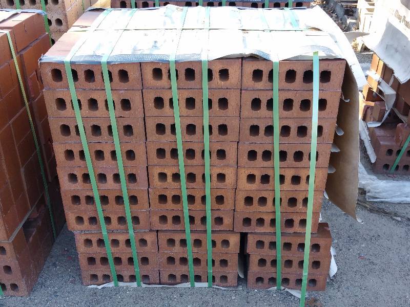 lot 3 image: Endicott Smooth Face Brick