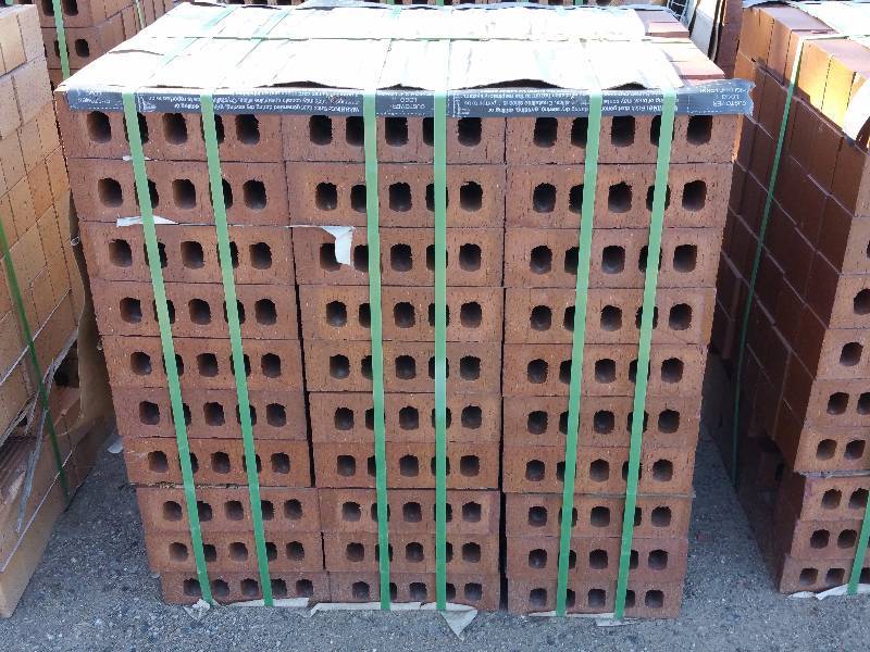lot 4 image: Endicott Smooth Face Brick