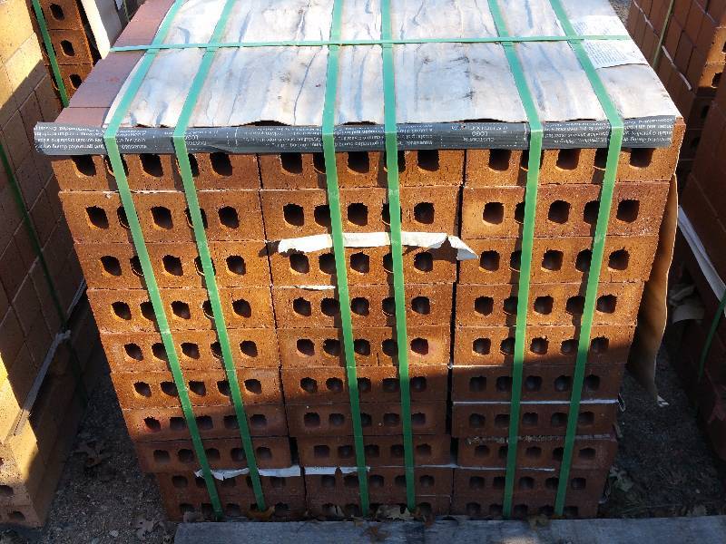 lot 10 image: Endicott Smooth Face Brick