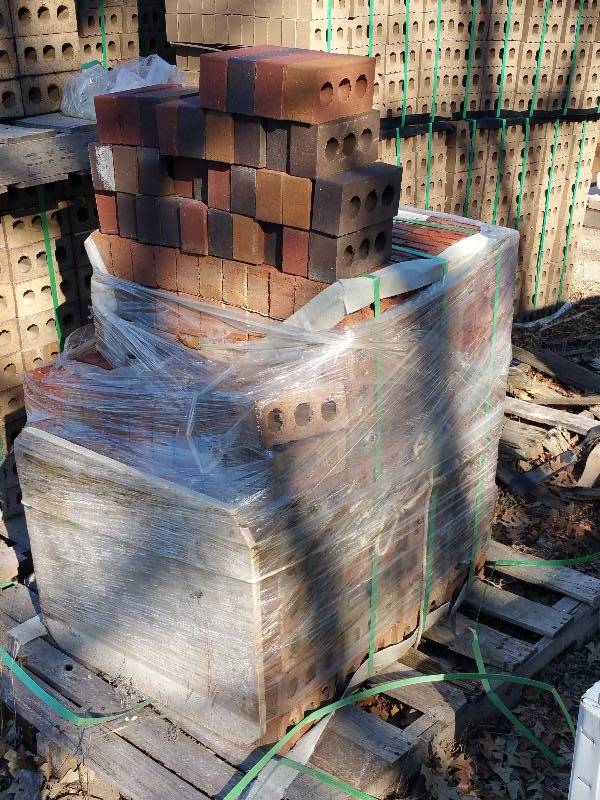 lot 24 image: Partial Cube of 7 58 Multi-Colored Brick