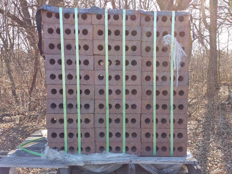 lot 30 image: (Approx 1 Cube) 11 58 Brick