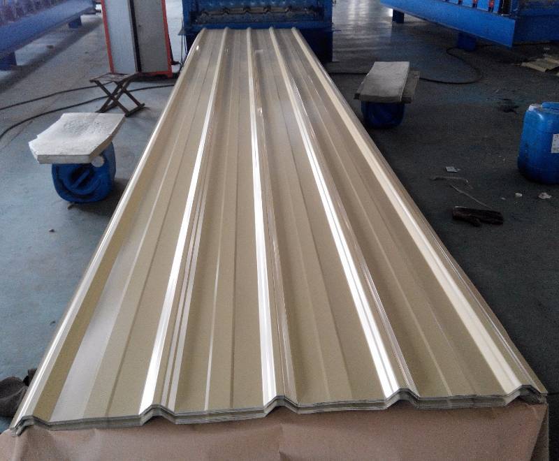 NEW STEEL SIDING 16 FT BEIGE 40 SHEETS 29 GAUGE NEW GRAY , WHITE AND