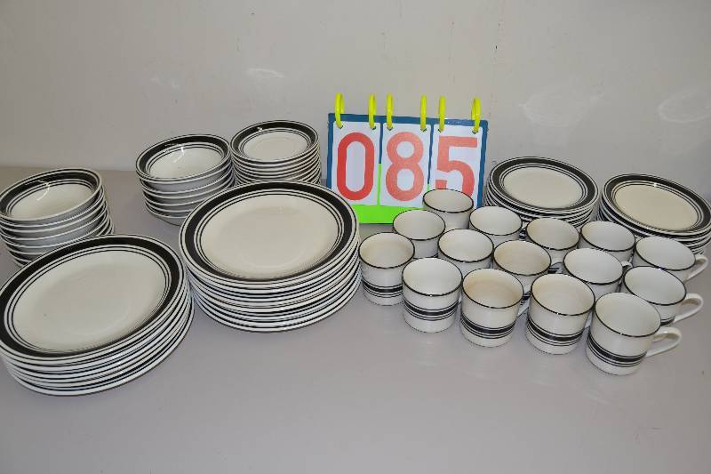 Dish Set