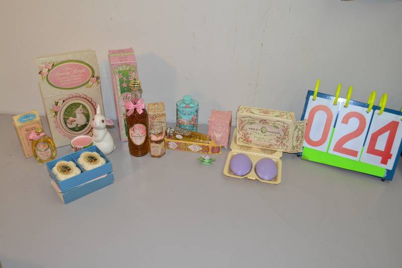 Avon Collection