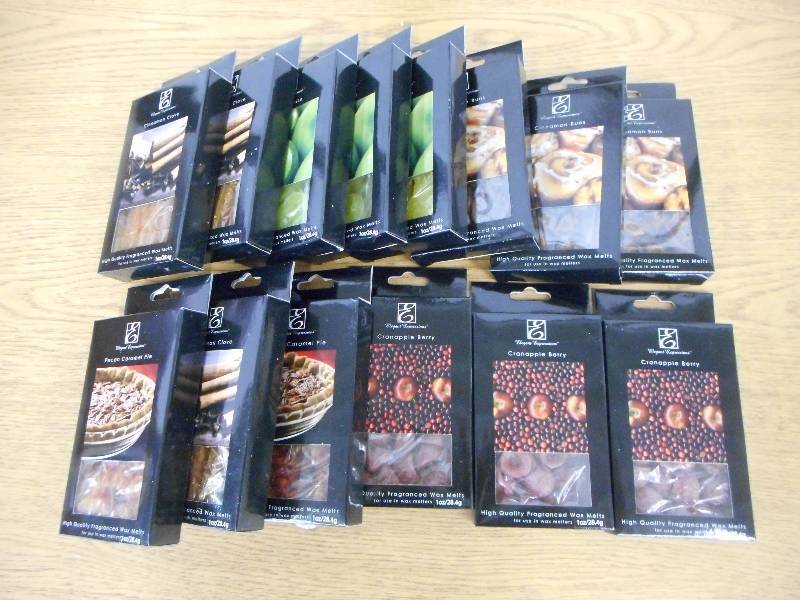 lot 33 image: (14) HIGH QUALITY FRAGRANCE WAX MELTS SCENTSY LOT