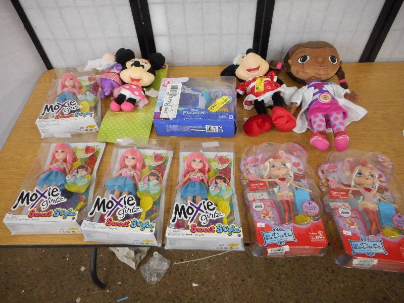 lot 41 image: FROZEN DOLL TOY &  DOLL LOT