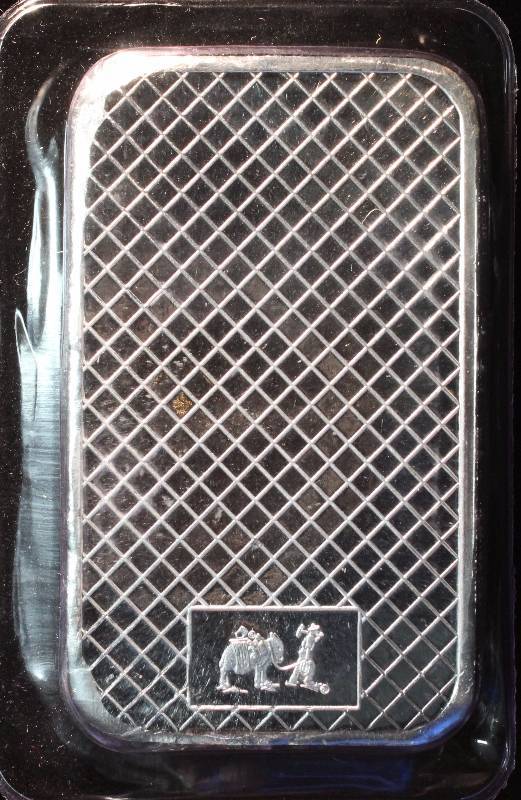 5 TROY Oz. .999 FINE SILVER EAGLE DESIGN SEALED