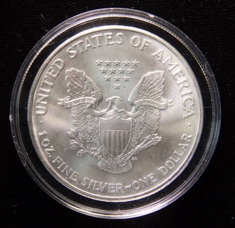 2000 AMERICAN SILVER EAGLE 1 TROY Oz. .999 FINE SILVER COLOR ENHANCED IN AIRTITE HOLDER