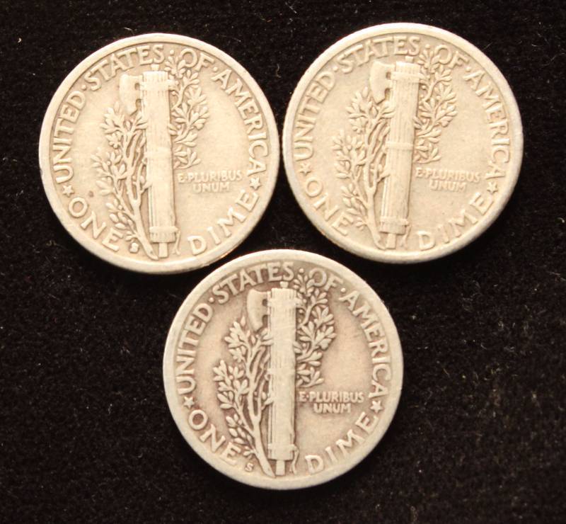 GROUP OF 3 SILVER MERCURY DIMES FINE-VF